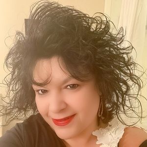 Meet your Posher, Carol